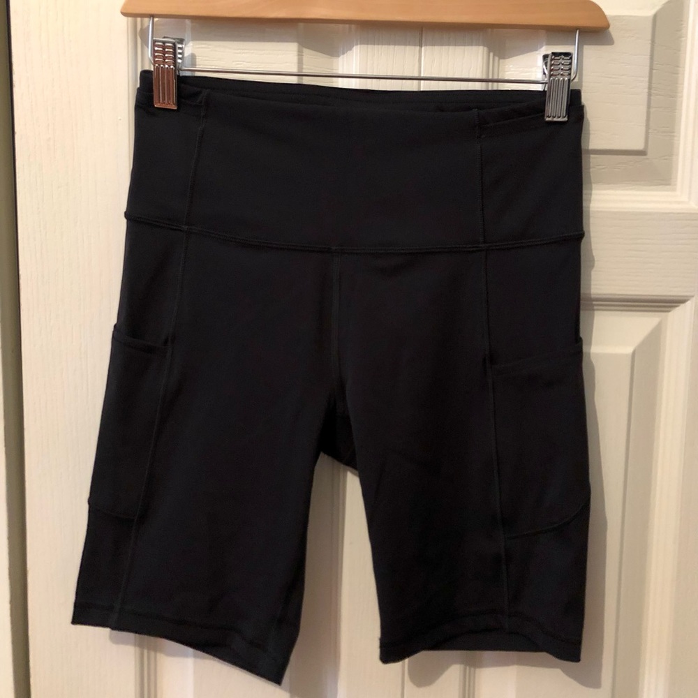 Lululemon Fast & Free Short 8”